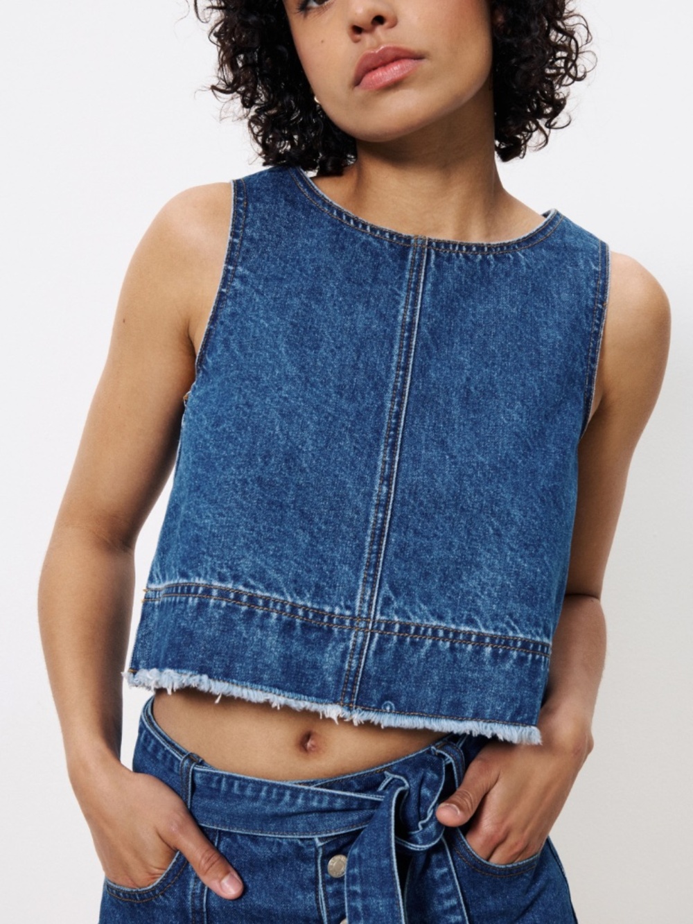 DAFNE BLUE JEAN TOP Size Large